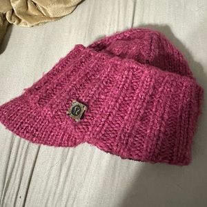 Lululemon hat